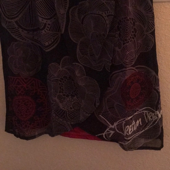 Awesome layered Dream Dream flower designer dress! - Picture 5 of 8